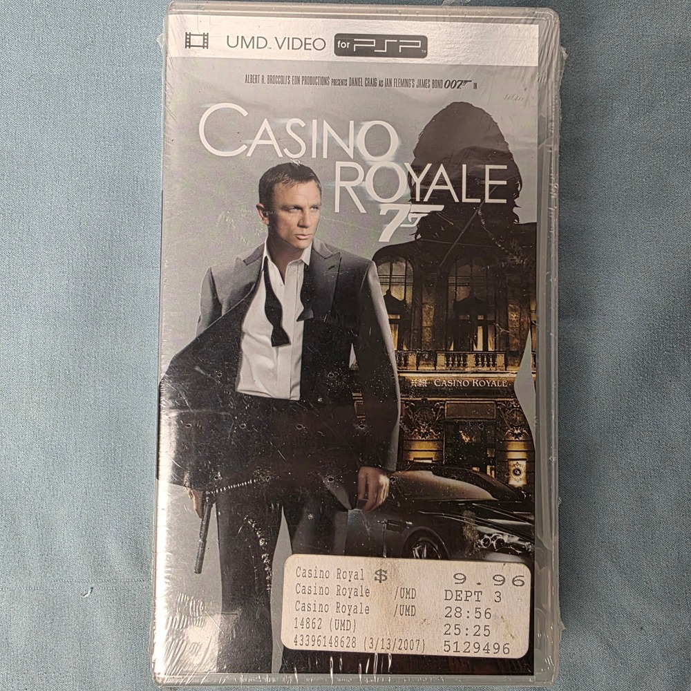 Casino Royale UMD Video for PSP James Bond 007 Daniel Craig Movie Retro Videos